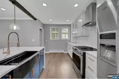 595 Forest Street, Kearny, NJ 07032 - Photo 11