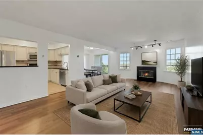 15 Crystal Lane 307 #307, Paterson, NJ 07501 - Photo 7