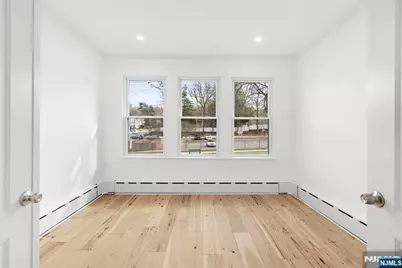 276 Broad Avenue 2 #2, Leonia, NJ 07605 - Photo 17