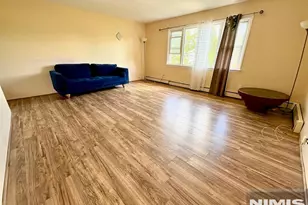 78 Arlington Ave, Clifton, NJ 07011 - Photo 3