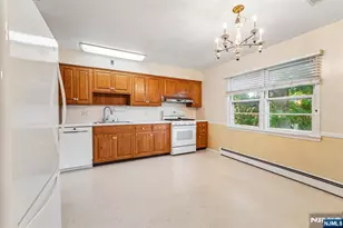 41-57 Rys, Fair Lawn, NJ 07410 - Photo 11