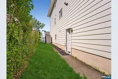 436 Sylvan Street, Saddle Brook Township, NJ 07663 - Photo 25