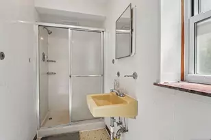436 Sylvan St, Saddle Brook Township, NJ 07663 - Photo 17