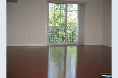 2411 Windsor Park Court, Englewood, NJ 07631 - Photo 3