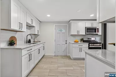 1380 Hamilton Street, Elizabeth, NJ 07208 - Photo 9