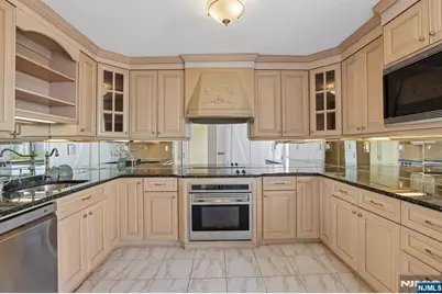 1500 Palisade Avenue 18C #18C, Fort Lee, NJ 07024 - Photo 15