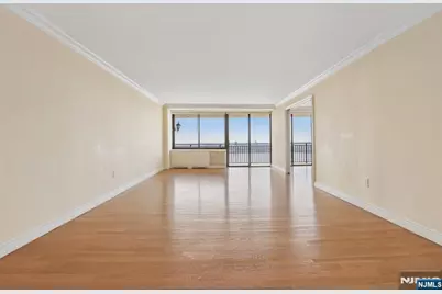 1500 Palisade Avenue 18C #18C, Fort Lee, NJ 07024 - Photo 11