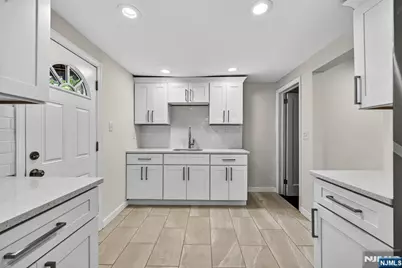 1378 Hamilton Street, Elizabeth, NJ 07208 - Photo 9