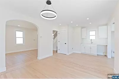 693 Chestnut, Teaneck Township, NJ 07666 - Photo 9