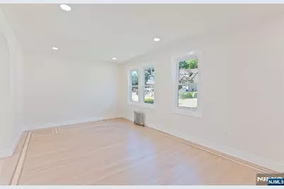 693 Chestnut, Teaneck Township, NJ 07666 - Photo 5