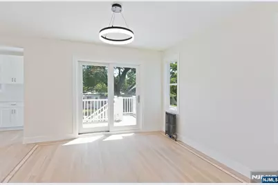 693 Chestnut, Teaneck Township, NJ 07666 - Photo 7