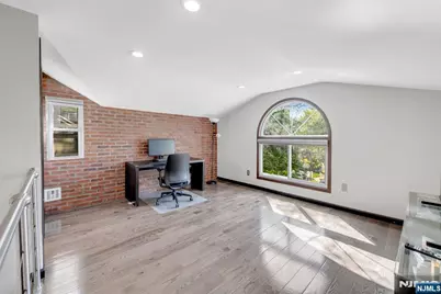 247 Glenwood Avenue, Leonia, NJ 07605 - Photo 19