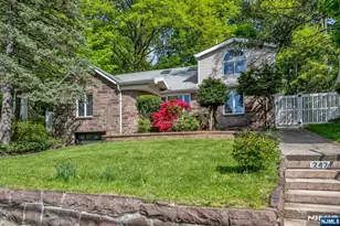 247 Glenwood Ave, Leonia, NJ 07605 - Photo 35