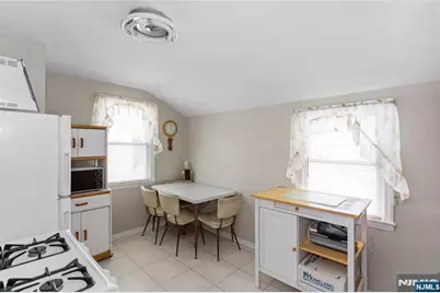 126 18th Avenue, Elmwood Park, NJ 07407 - Photo 25