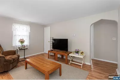 126 18th Avenue, Elmwood Park, NJ 07407 - Photo 23