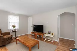 126 18th Ave, Elmwood Park, NJ 07407 - Photo 23