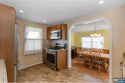 126 18th Avenue, Elmwood Park, NJ 07407 - Photo 13