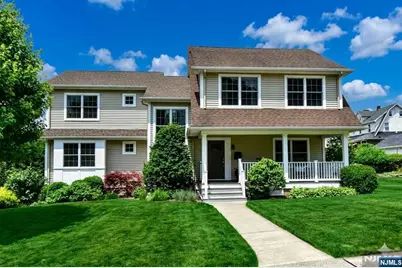 121 Vreeland Avenue, Midland Park, NJ 07432 - Photo 1