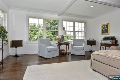 121 Vreeland Avenue, Midland Park, NJ 07432 - Photo 5