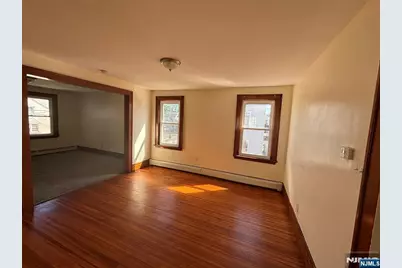 271 Vermont Avenue, Irvington, NJ 07111 - Photo 9
