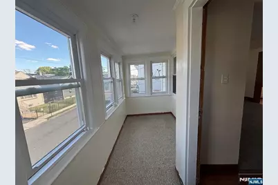 271 Vermont Avenue, Irvington, NJ 07111 - Photo 11