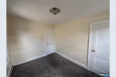 271 Vermont Avenue, Irvington, NJ 07111 - Photo 3