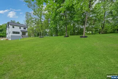 48 Pulis Avenue, Mahwah, NJ 07430 - Photo 33
