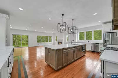 48 Pulis Avenue, Mahwah, NJ 07430 - Photo 13