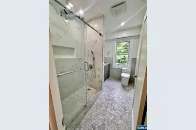 10 Mountain Place, Montclair, NJ 07043 - Photo 13