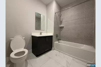 1685 Bergen Boulevard 707 #707, Fort Lee, NJ 07024 - Photo 7