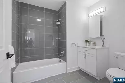 2601 Jane Street 304 #304, North Bergen, NJ 07047 - Photo 9
