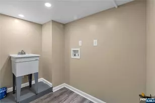 705 15th St, Newark, NJ 07103 - Photo 33