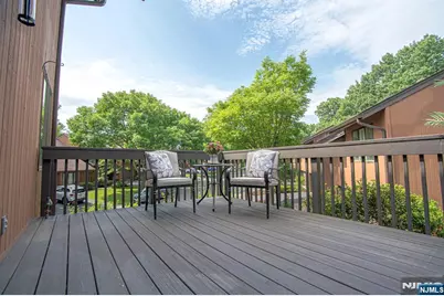 41 Sullivan Drive 4 #4, West Orange Township, NJ 07052 - Photo 11