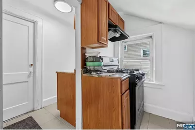 41 Berkeley Place, Bloomfield, NJ 07003 - Photo 15