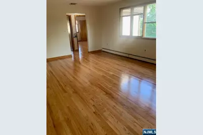 53 Washington Avenue, Little Ferry, NJ 07643 - Photo 5