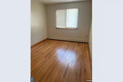 53 Washington Avenue, Little Ferry, NJ 07643 - Photo 11