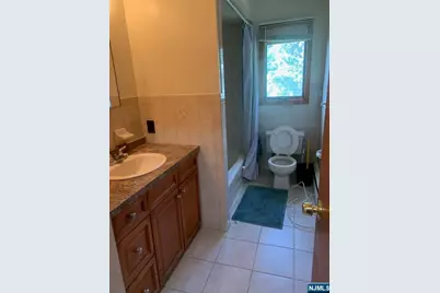 53 Washington Avenue, Little Ferry, NJ 07643 - Photo 9