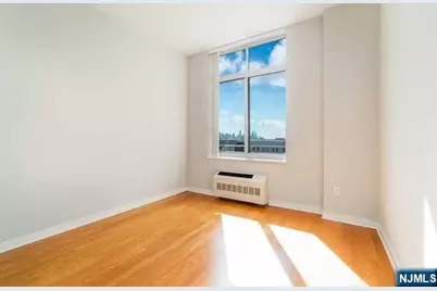 1807 Hudson Park, Edgewater, NJ 07020 - Photo 9