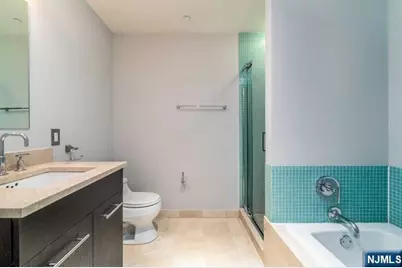 1807 Hudson Park, Edgewater, NJ 07020 - Photo 11