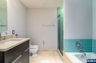 1807 Hudson Park, Edgewater, NJ 07020 - Photo 11