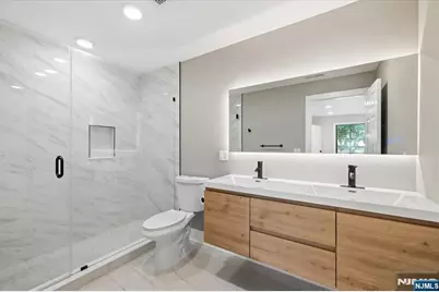 24 Mallard Court 110 #110, Englewood, NJ 07631 - Photo 15