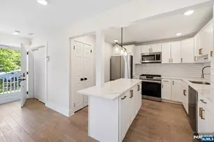 24 Mallard Ct 110, Englewood, NJ 07631 - Photo 7
