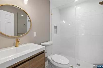 24 Mallard Court 110 #110, Englewood, NJ 07631 - Photo 11