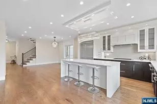 70 Columbus Dr, Tenafly, NJ 07670 - Photo 9