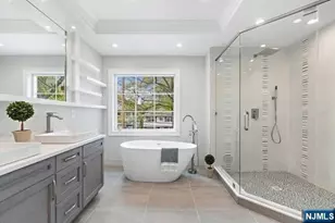 70 Columbus Dr, Tenafly, NJ 07670 - Photo 15