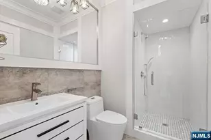 70 Columbus Dr, Tenafly, NJ 07670 - Photo 25