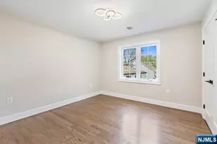 70 Columbus Dr, Tenafly, NJ 07670 - Photo 21