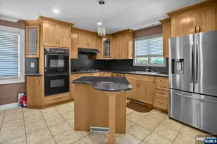 38 Carlson Ct, Closter, NJ 07624 - Photo 3