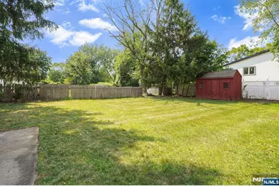 38 Carlson Court, Closter, NJ 07624 - Photo 25
