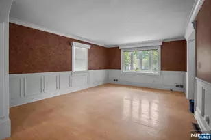 38 Carlson Ct, Closter, NJ 07624 - Photo 9